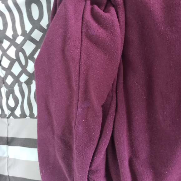 PINK Pullover Sweater - Picture 6 of 8